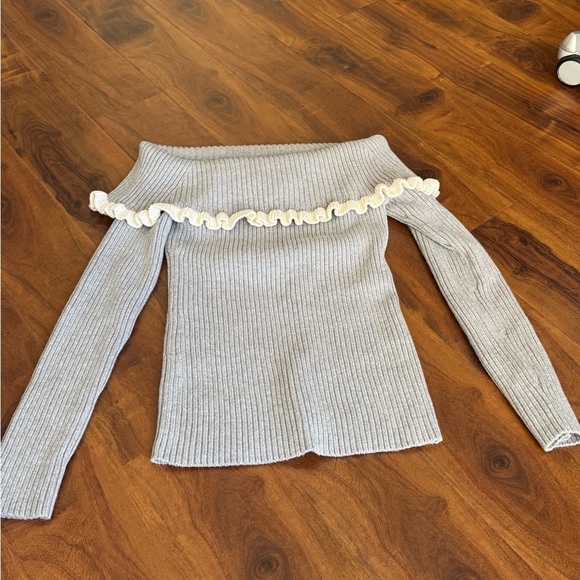 INTERMIX off the shoulder sweater - Picture 4 of 5